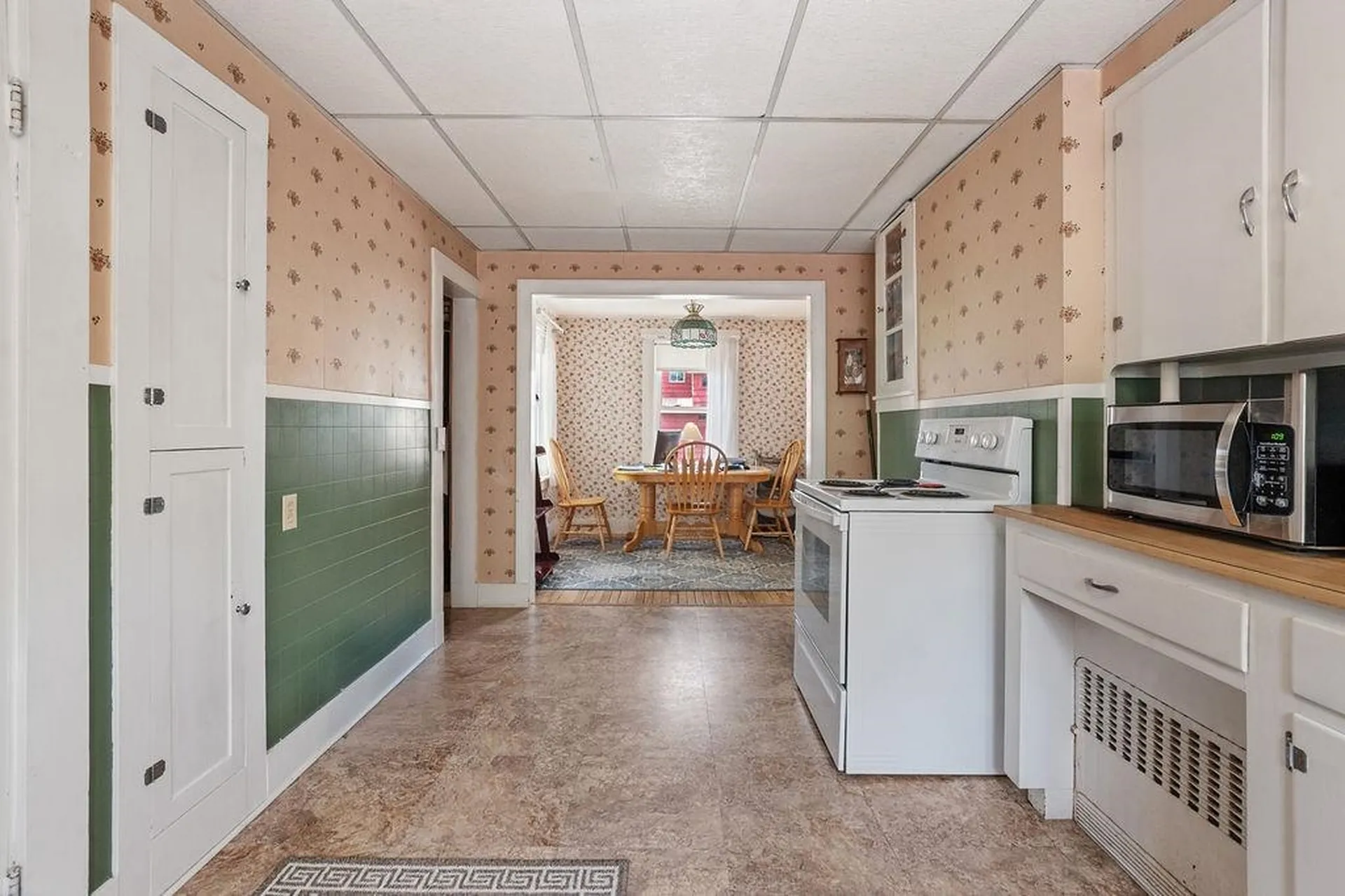 193 Main Street Alton NH 03809