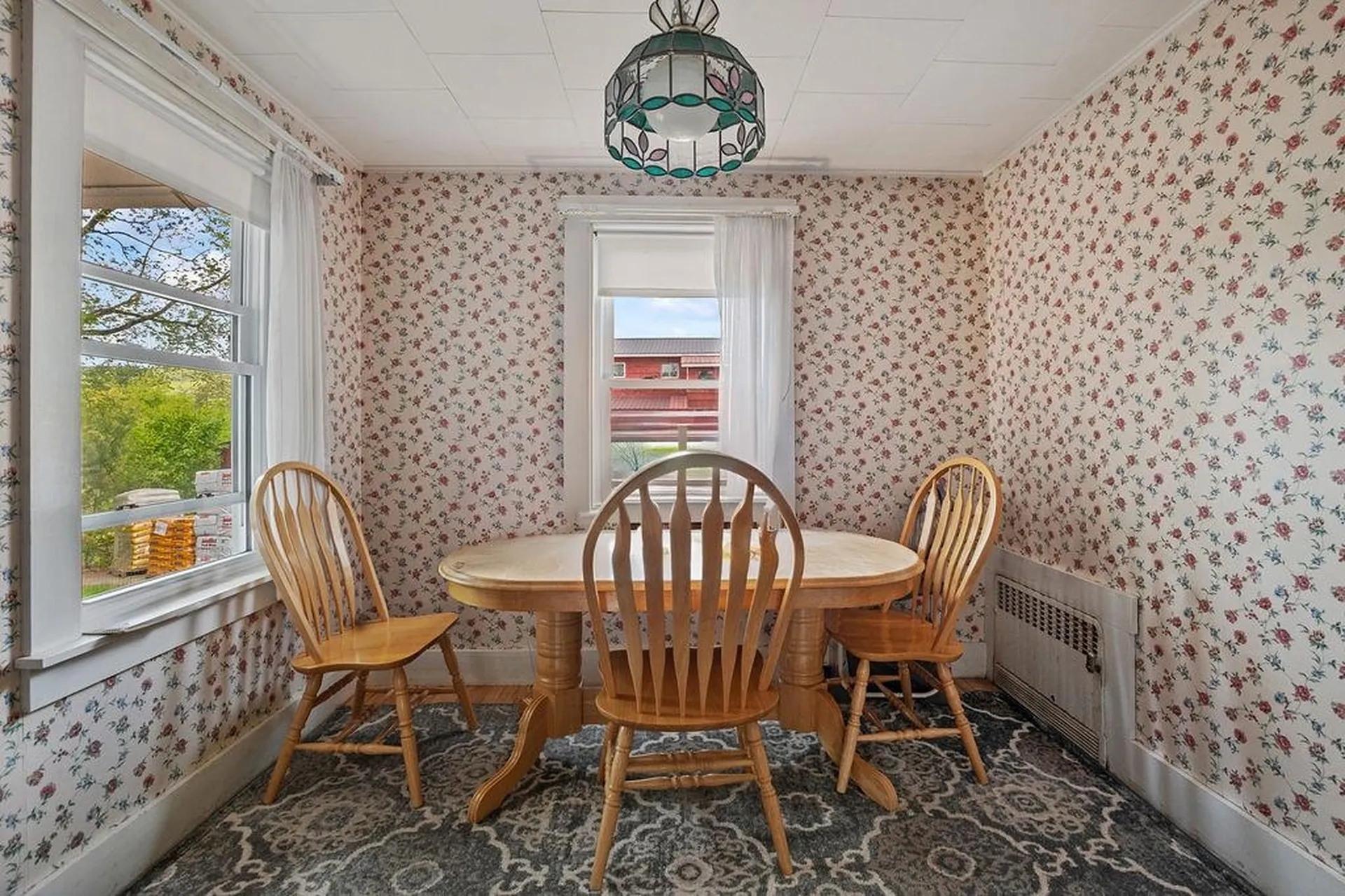 193 Main Street Alton NH 03809