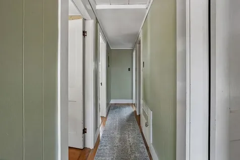 193 Main Street Alton NH 03809