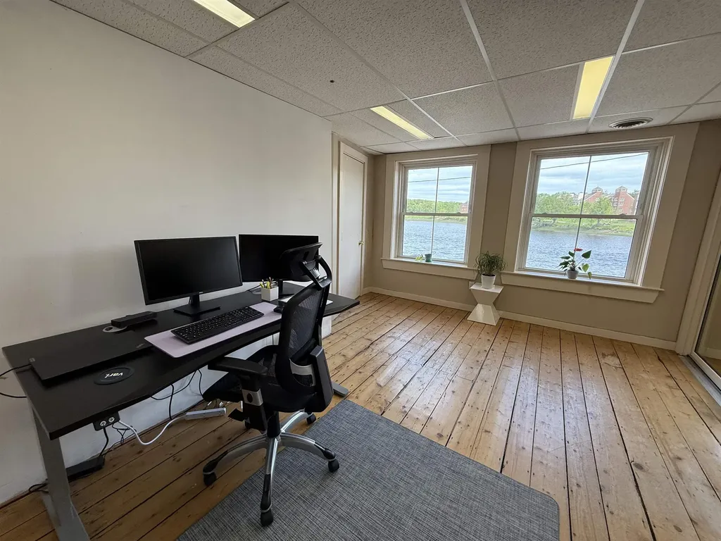 137 Water Street Exeter NH 03833