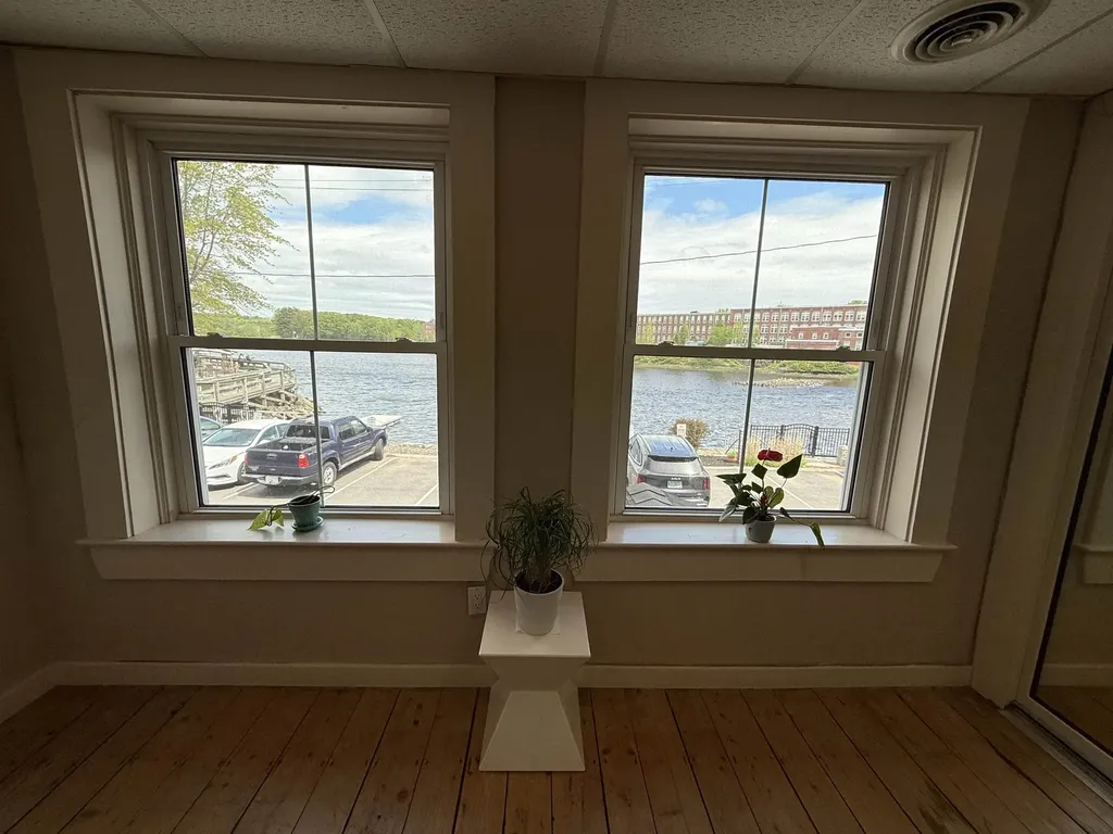 137 Water Street Exeter NH 03833