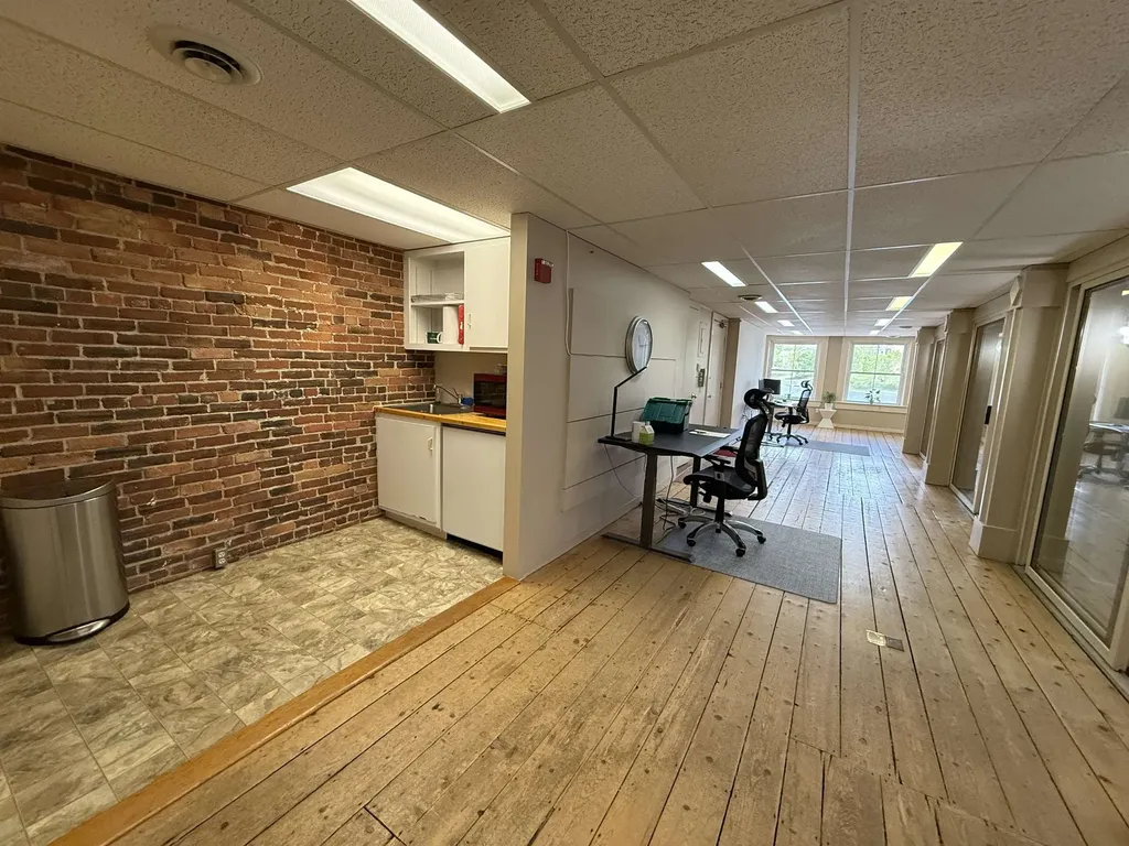 137 Water Street Exeter NH 03833