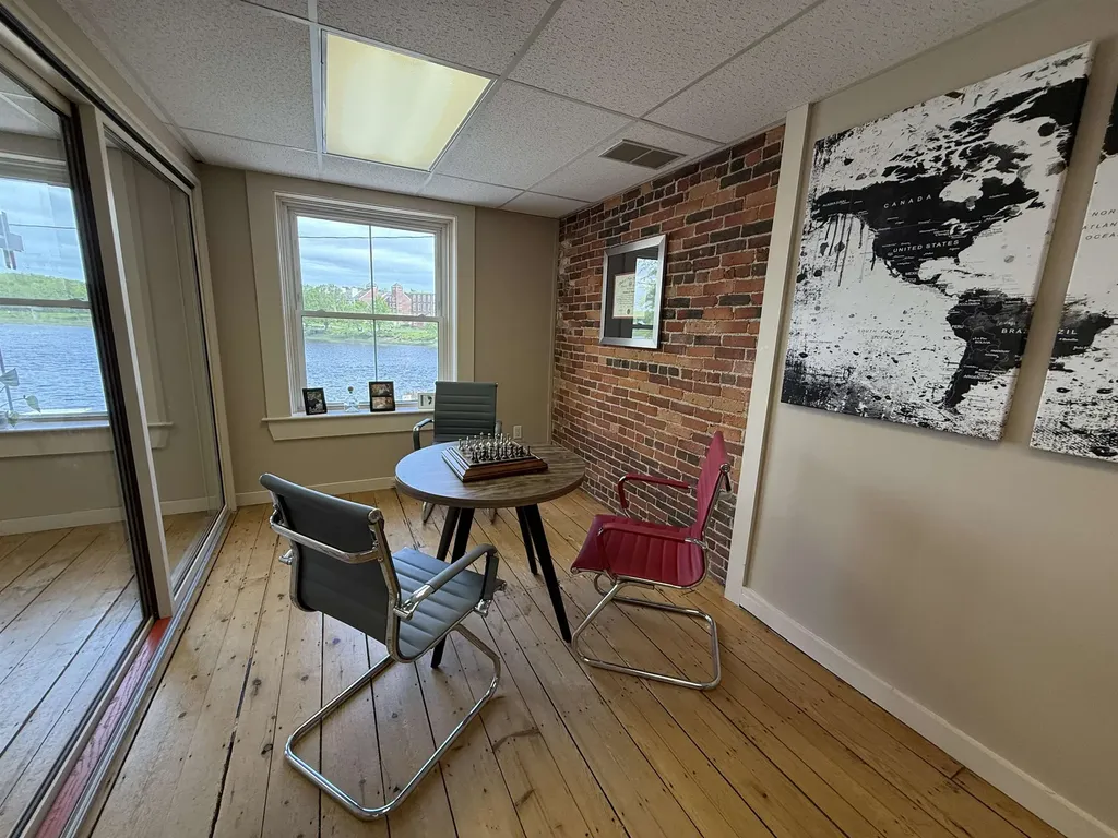 137 Water Street Exeter NH 03833