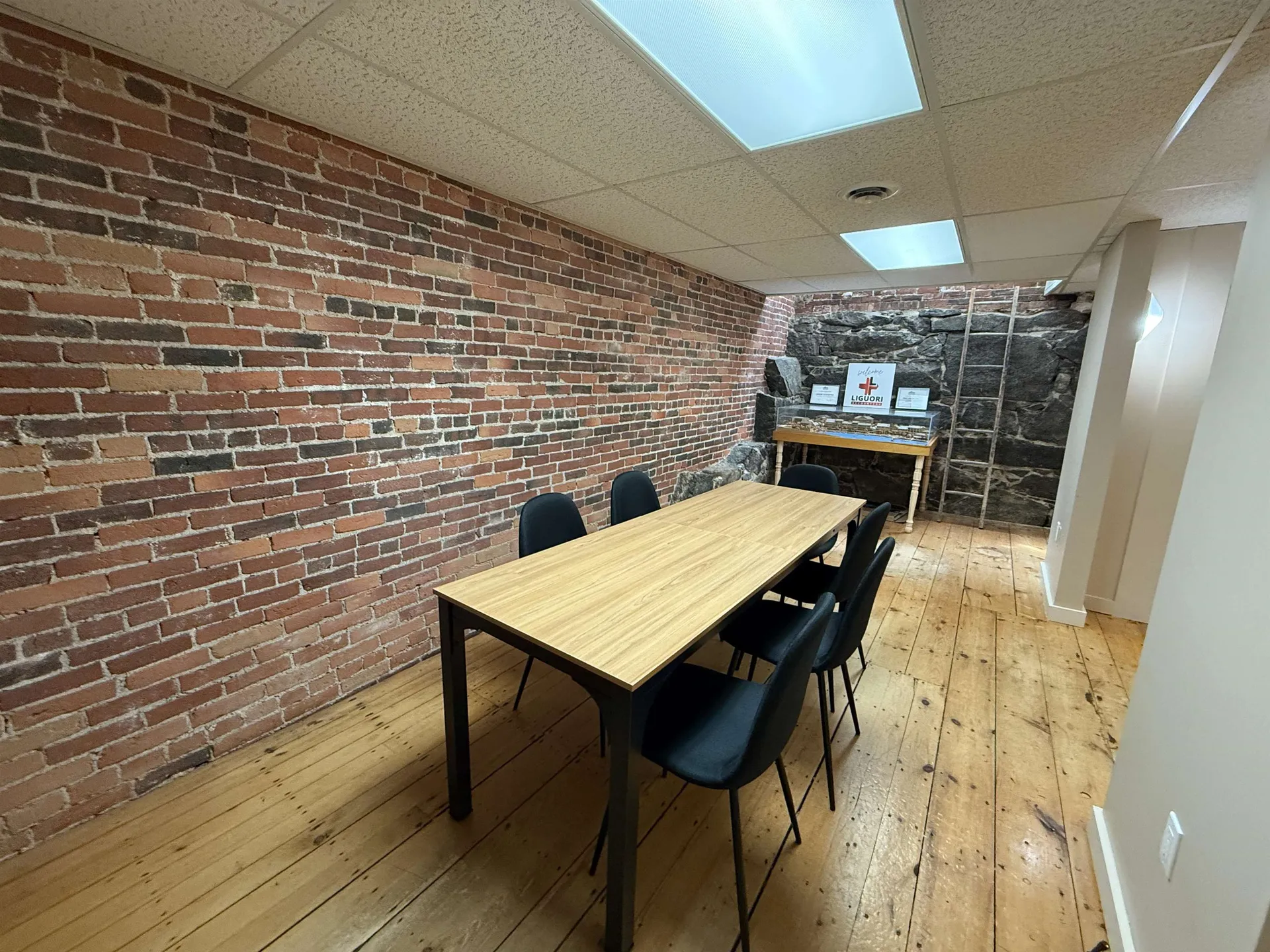 137 Water Street Exeter NH 03833