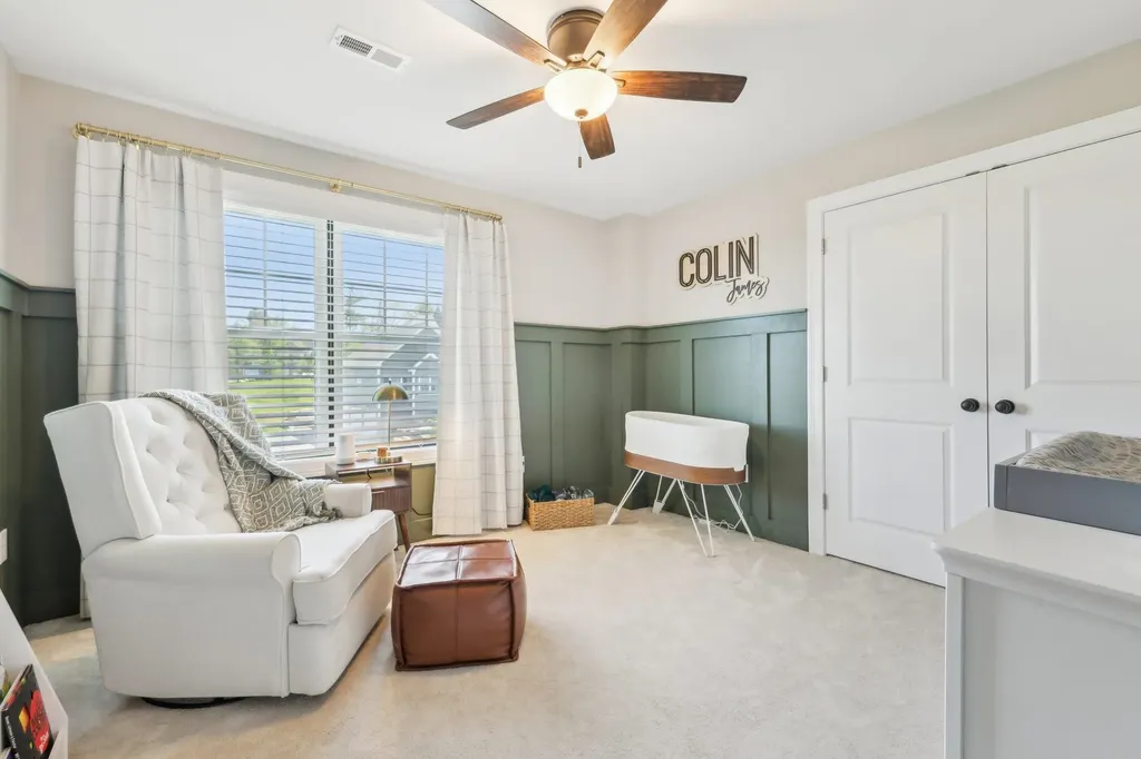 222 Standish Lane Hudson NH 03051