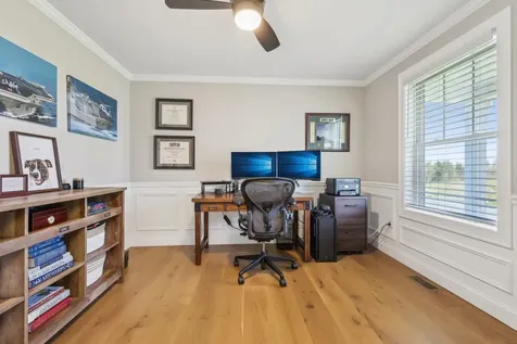 222 Standish Lane Hudson NH 03051