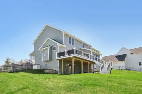 222 Standish Lane Hudson NH 03051