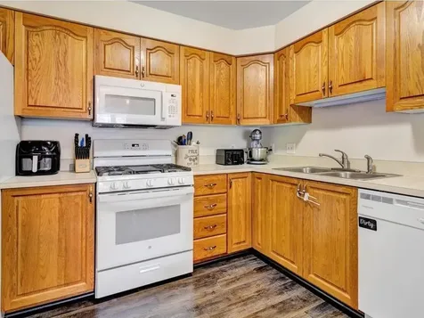 11 Craftsbury Court Essex VT 05452