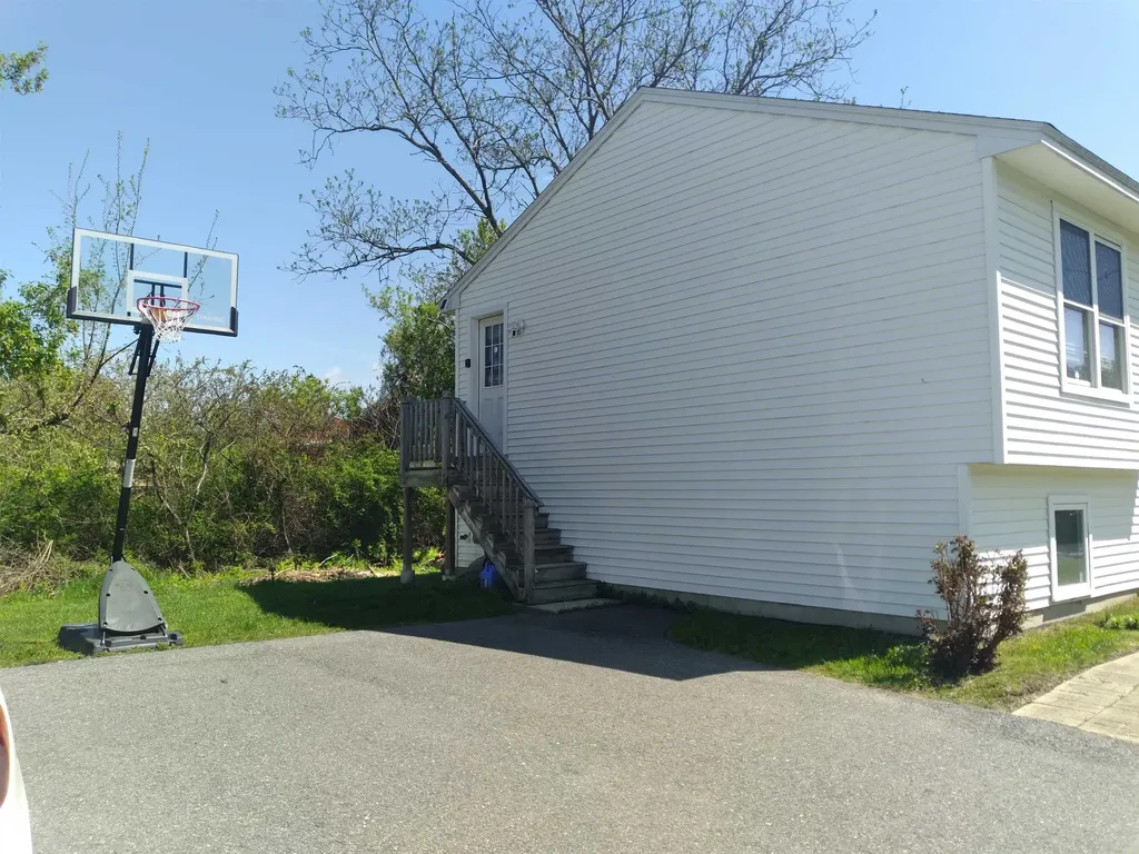 24 Myrtle Street Keene NH 03431