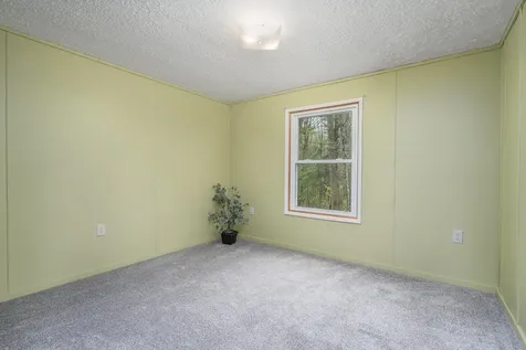 53 Eagles Way Alton NH 03809