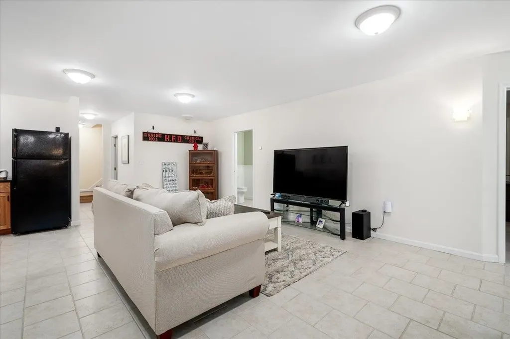 90 Pemigewasset Shore Bristol NH 03222