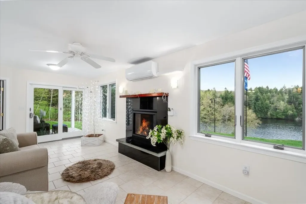 90 Pemigewasset Shore Bristol NH 03222