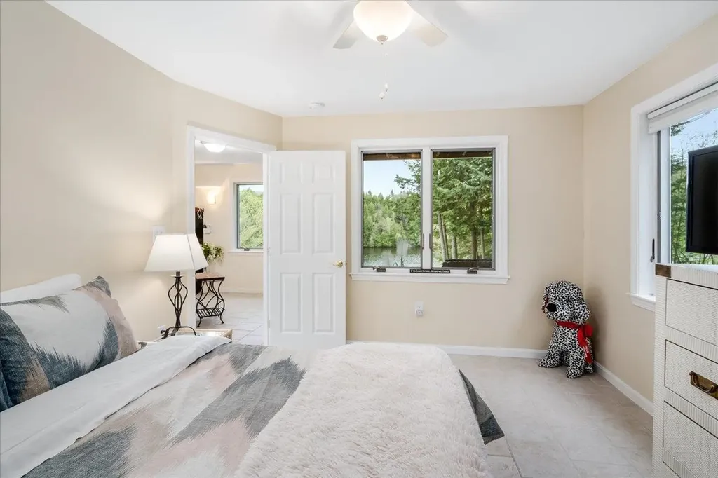 90 Pemigewasset Shore Bristol NH 03222