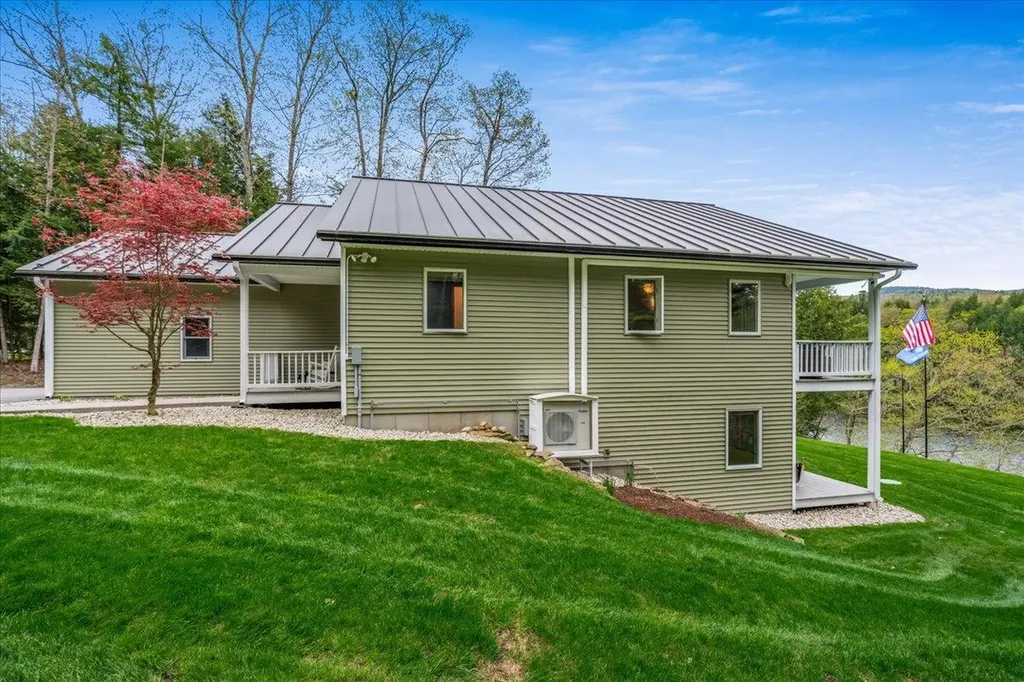 90 Pemigewasset Shore Bristol NH 03222