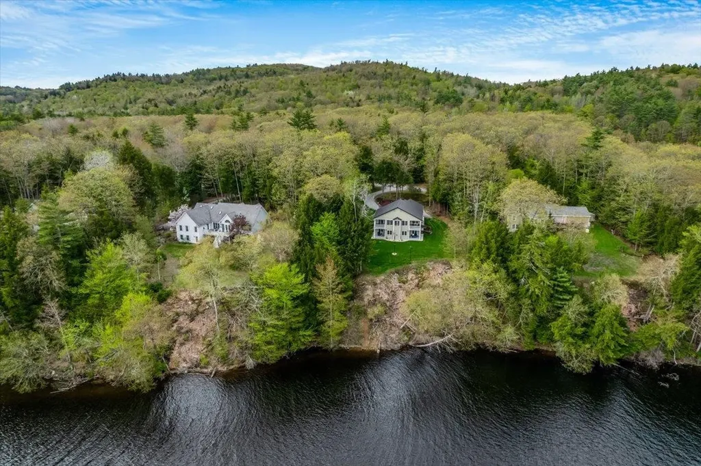 90 Pemigewasset Shore Bristol NH 03222