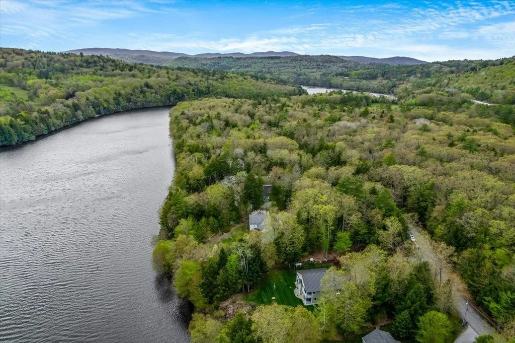 90 Pemigewasset Shore Bristol NH 03222