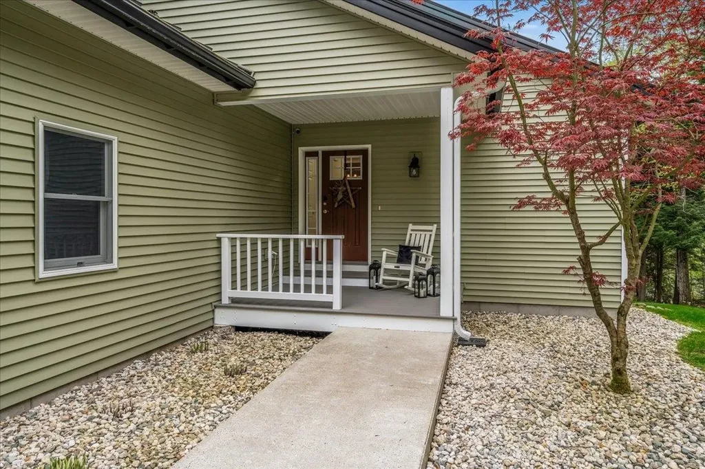 90 Pemigewasset Shore Bristol NH 03222