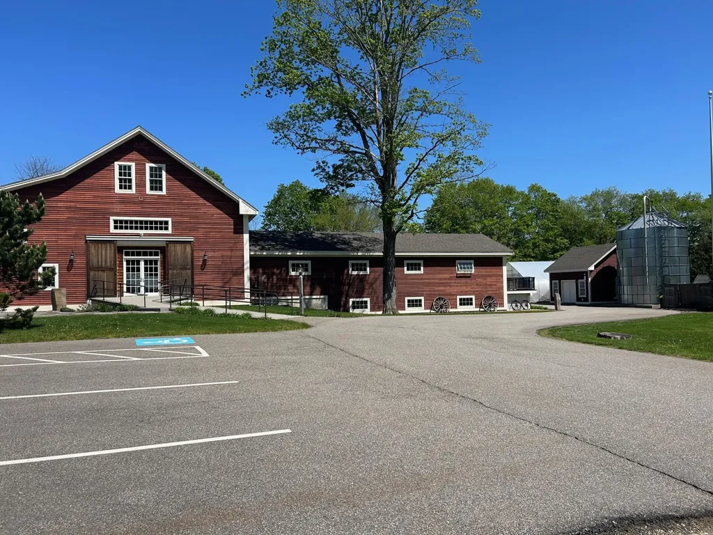 244 Amesbury Road Kensington NH 03833