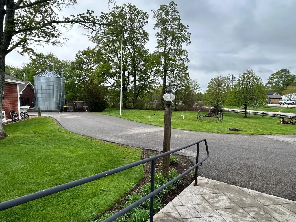 244 Amesbury Road Kensington NH 03833