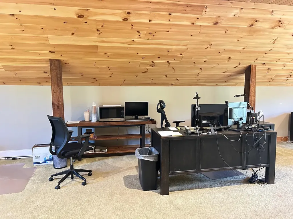 244 Amesbury Road Kensington NH 03833