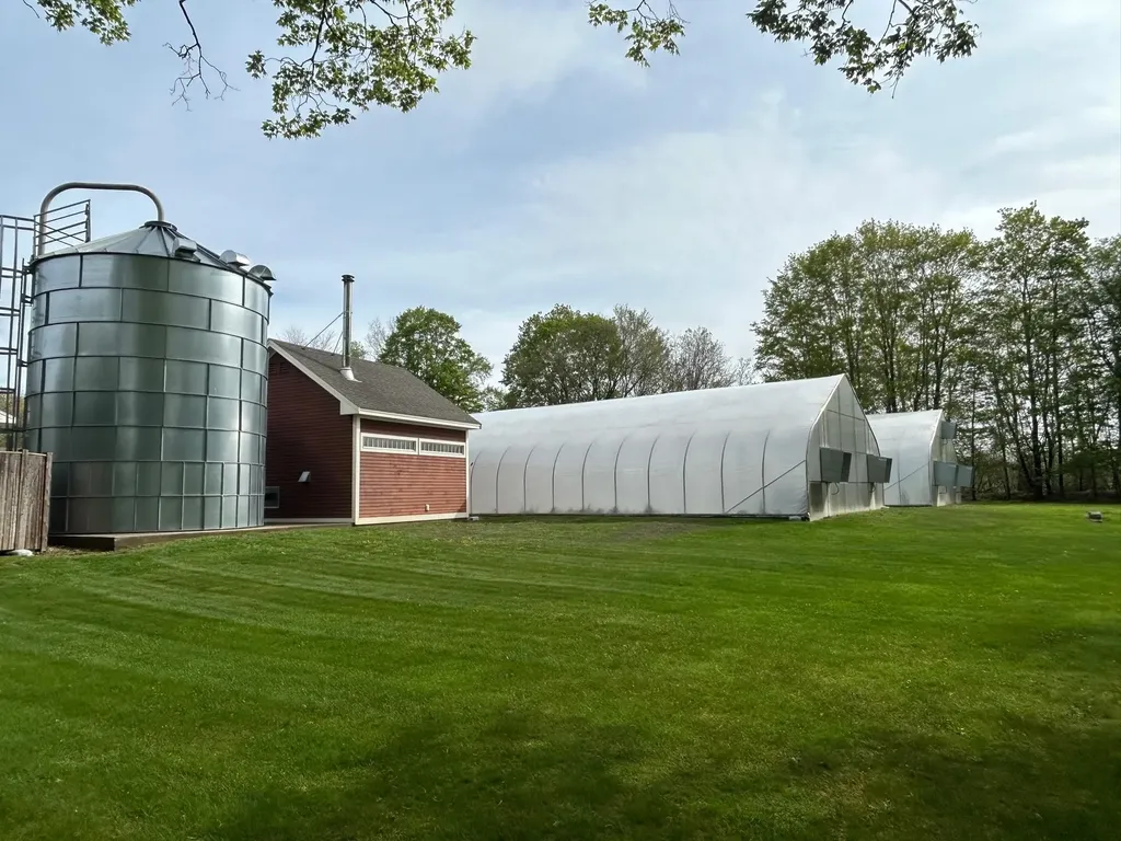 244 Amesbury Road Kensington NH 03833