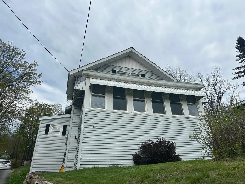 226 Glen Avenue Berlin NH 03570