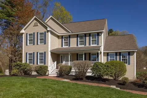8 Autumn Lane Stratham NH 03885
