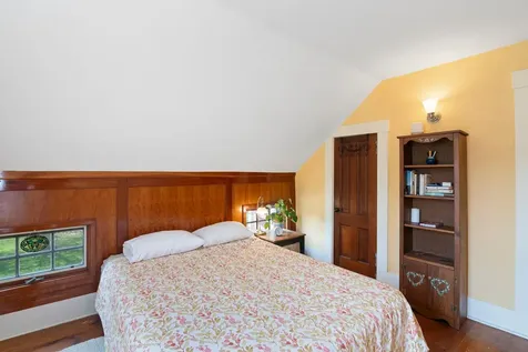 64 Meadowbrook Road Brattleboro VT 05301