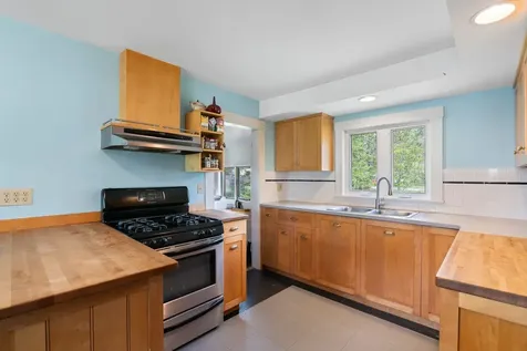 64 Meadowbrook Road Brattleboro VT 05301