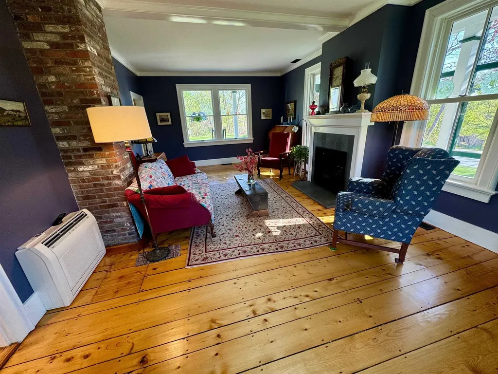 41 Schaeffer Hill Road Wells River VT 05081