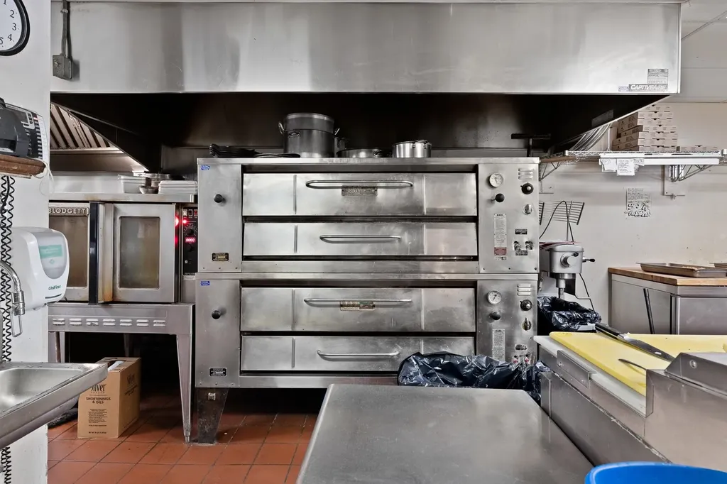 5 Main Street Lyme NH 03768