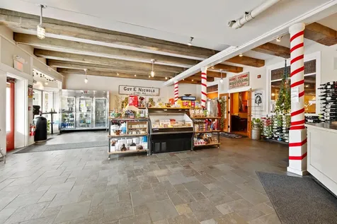 5 Main Street Lyme NH 03768