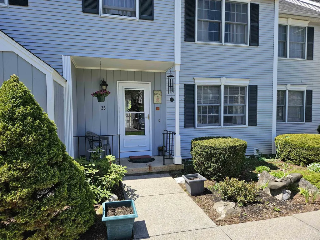 35 Twin Circles Middlebury VT 05753