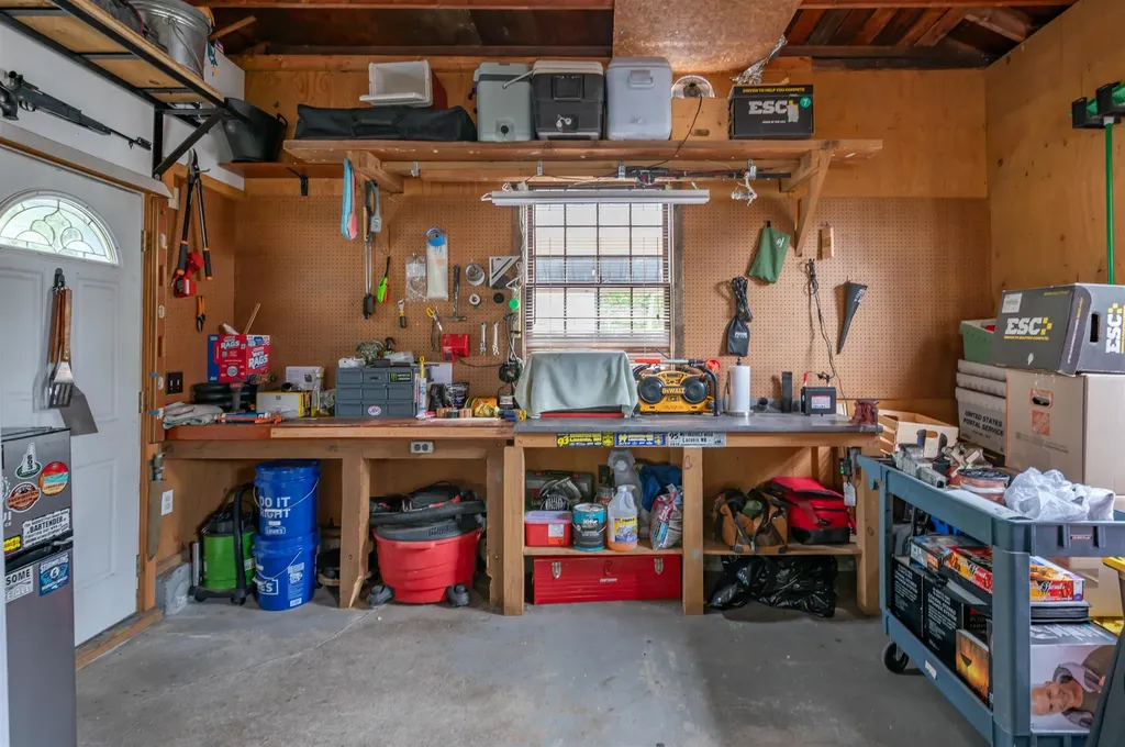 5 Jo Ellen Drive Merrimack NH 03054