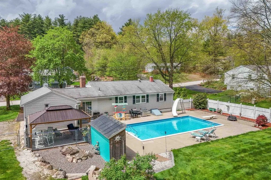5 Jo Ellen Drive Merrimack NH 03054