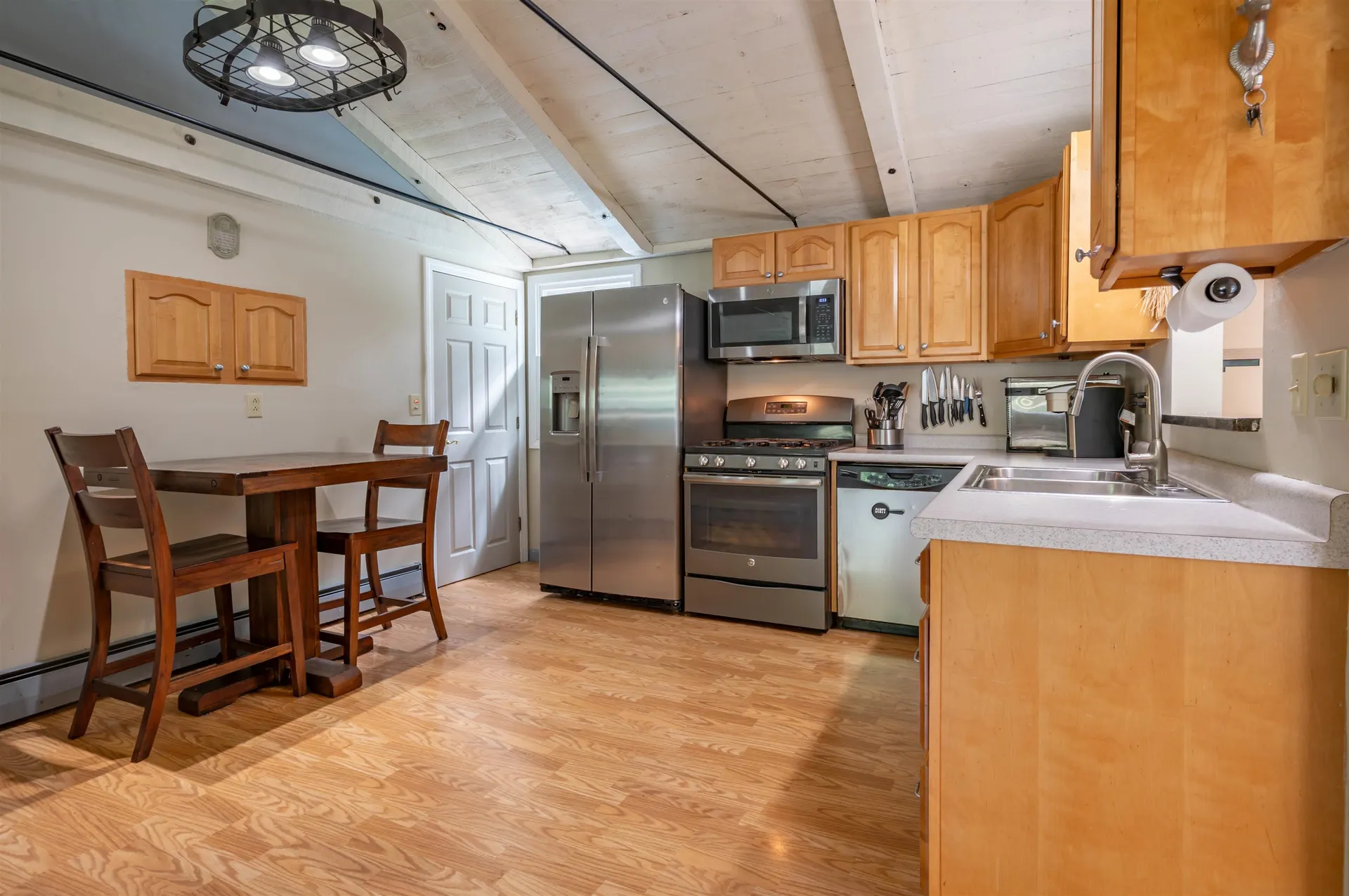 5 Jo Ellen Drive Merrimack NH 03054