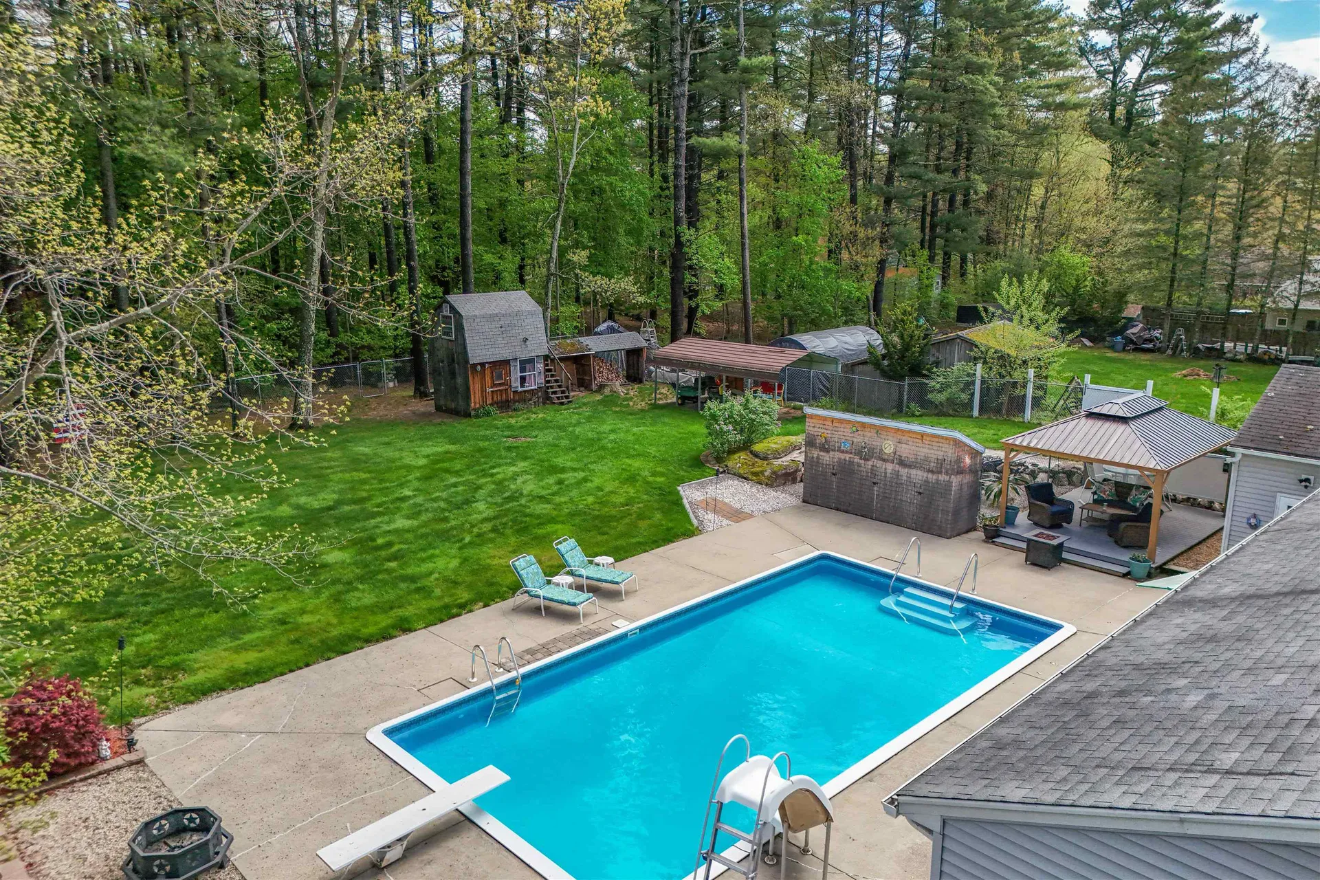 5 Jo Ellen Drive Merrimack NH 03054