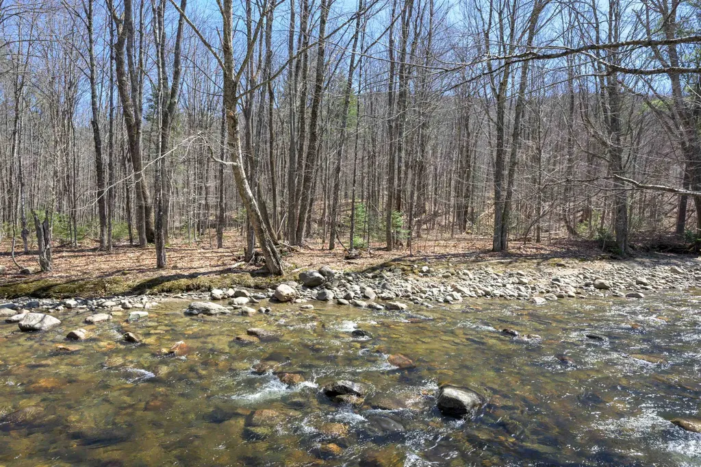 490 River Road Dorchester NH 03266