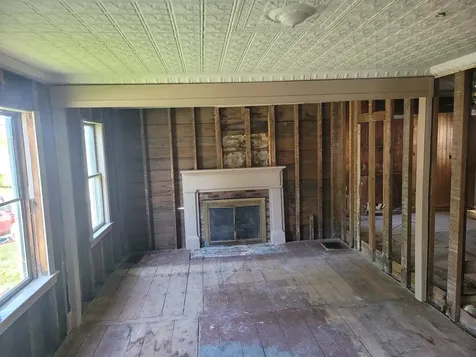70 Bridge Street Hillsborough NH 03244