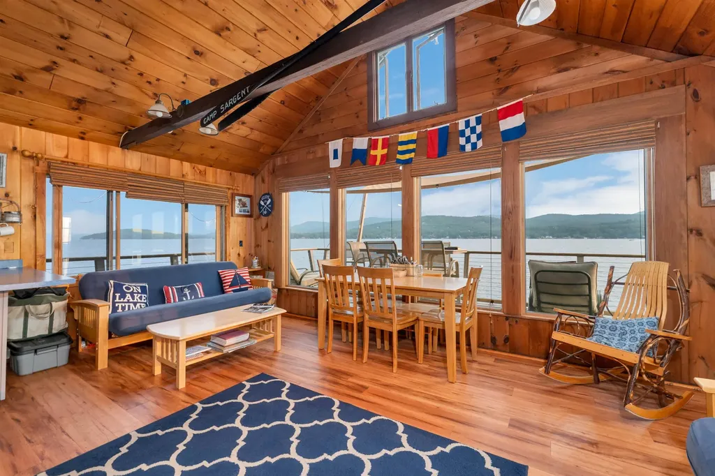 18 Diamond Island Gilford NH 03249