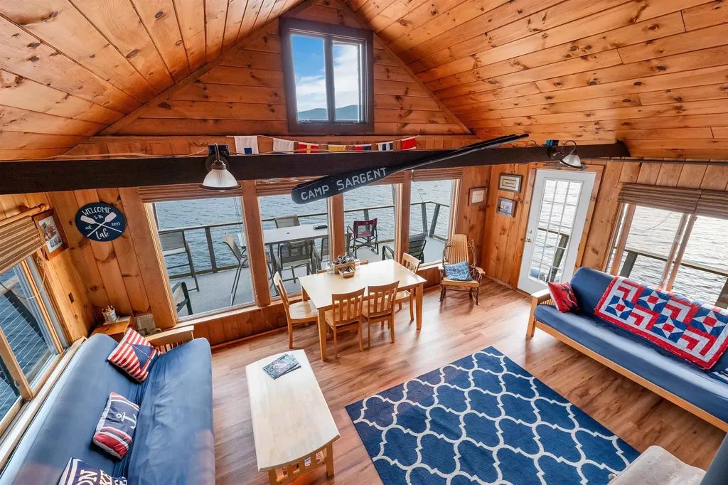 18 Diamond Island Gilford NH 03249