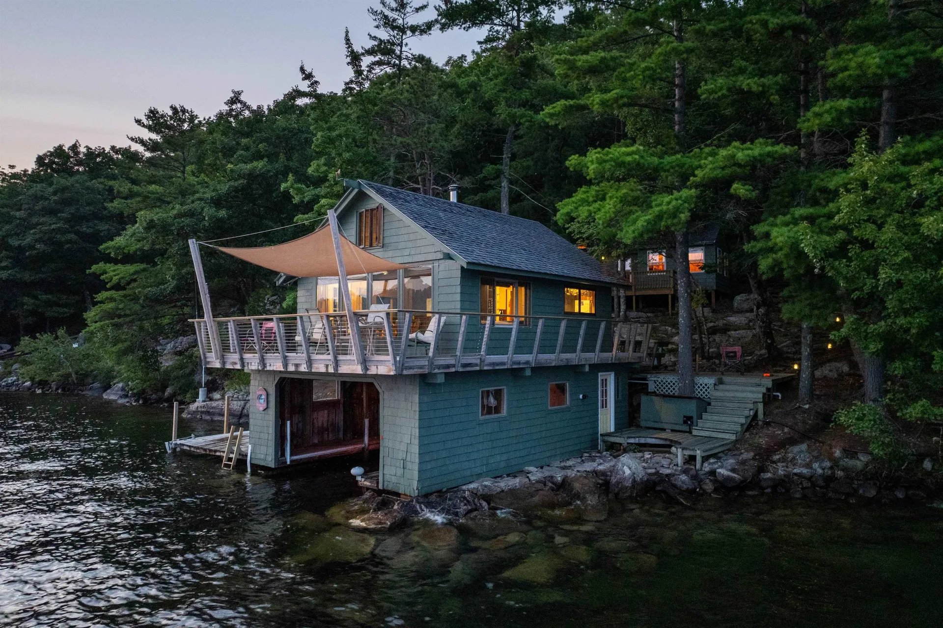 18 Diamond Island Gilford NH 03249