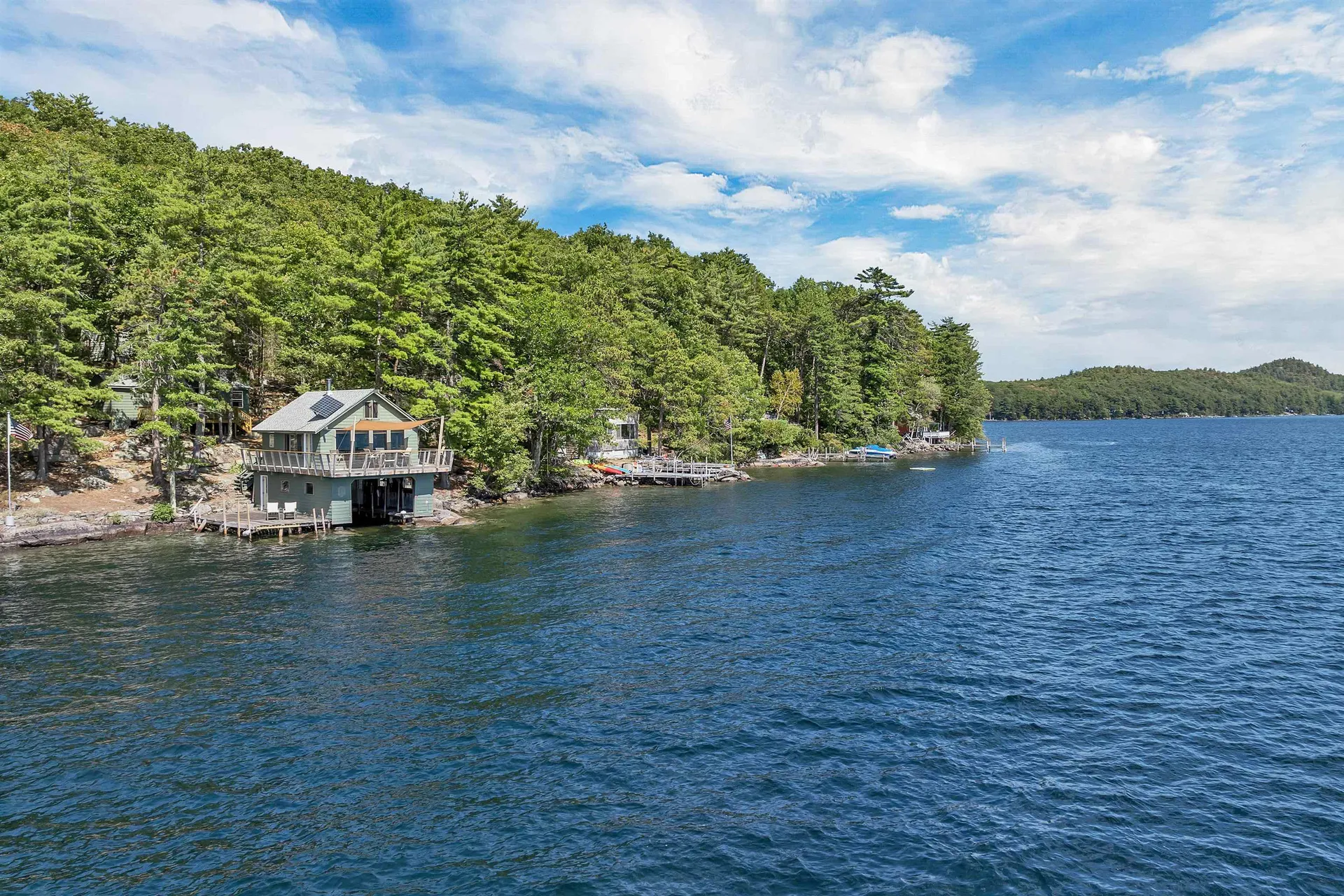 18 Diamond Island Gilford NH 03249