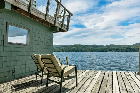 18 Diamond Island Gilford NH 03249