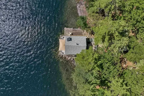 18 Diamond Island Gilford NH 03249