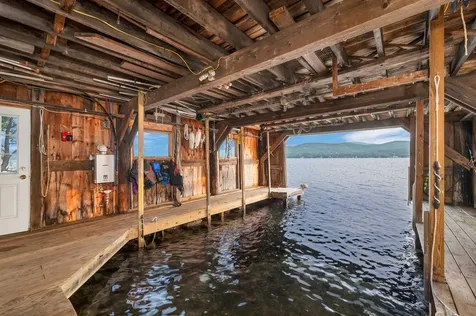 18 Diamond Island Gilford NH 03249