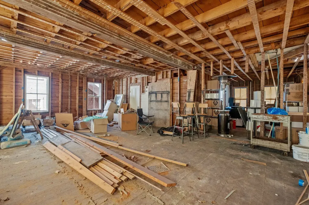 15 Cleveland Hill Road Tamworth NH 03886