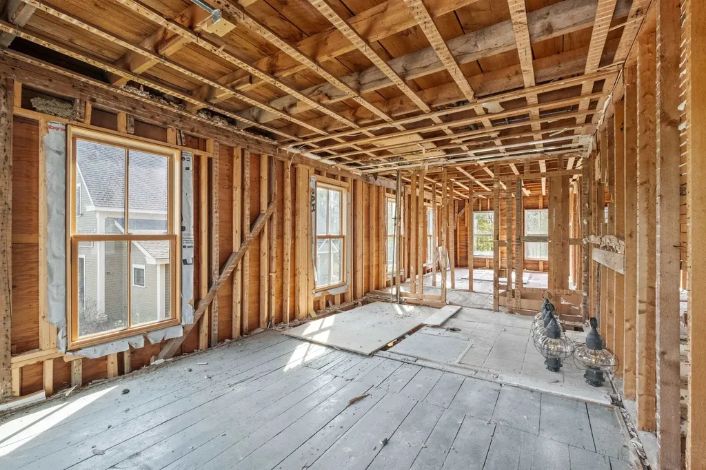 15 Cleveland Hill Road Tamworth NH 03886