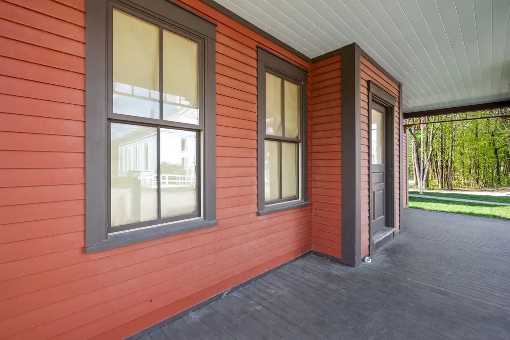 15 Cleveland Hill Road Tamworth NH 03886