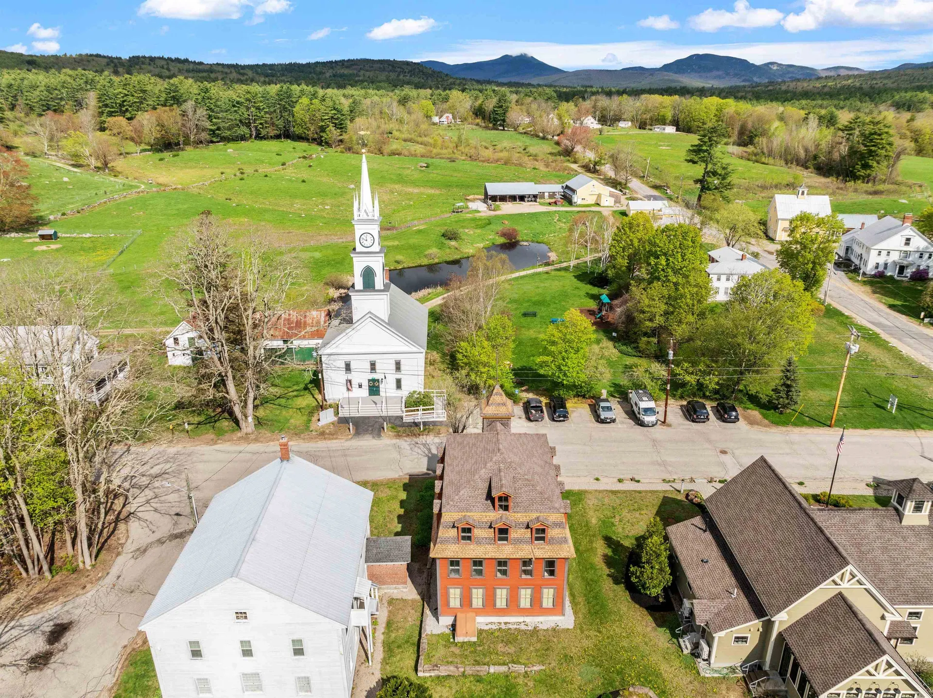 15 Cleveland Hill Road Tamworth NH 03886